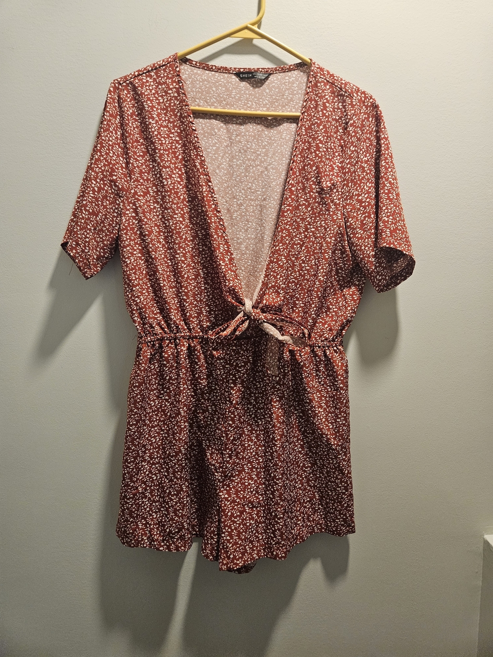 SHEIN Rust Red Floral V-Neck Romper